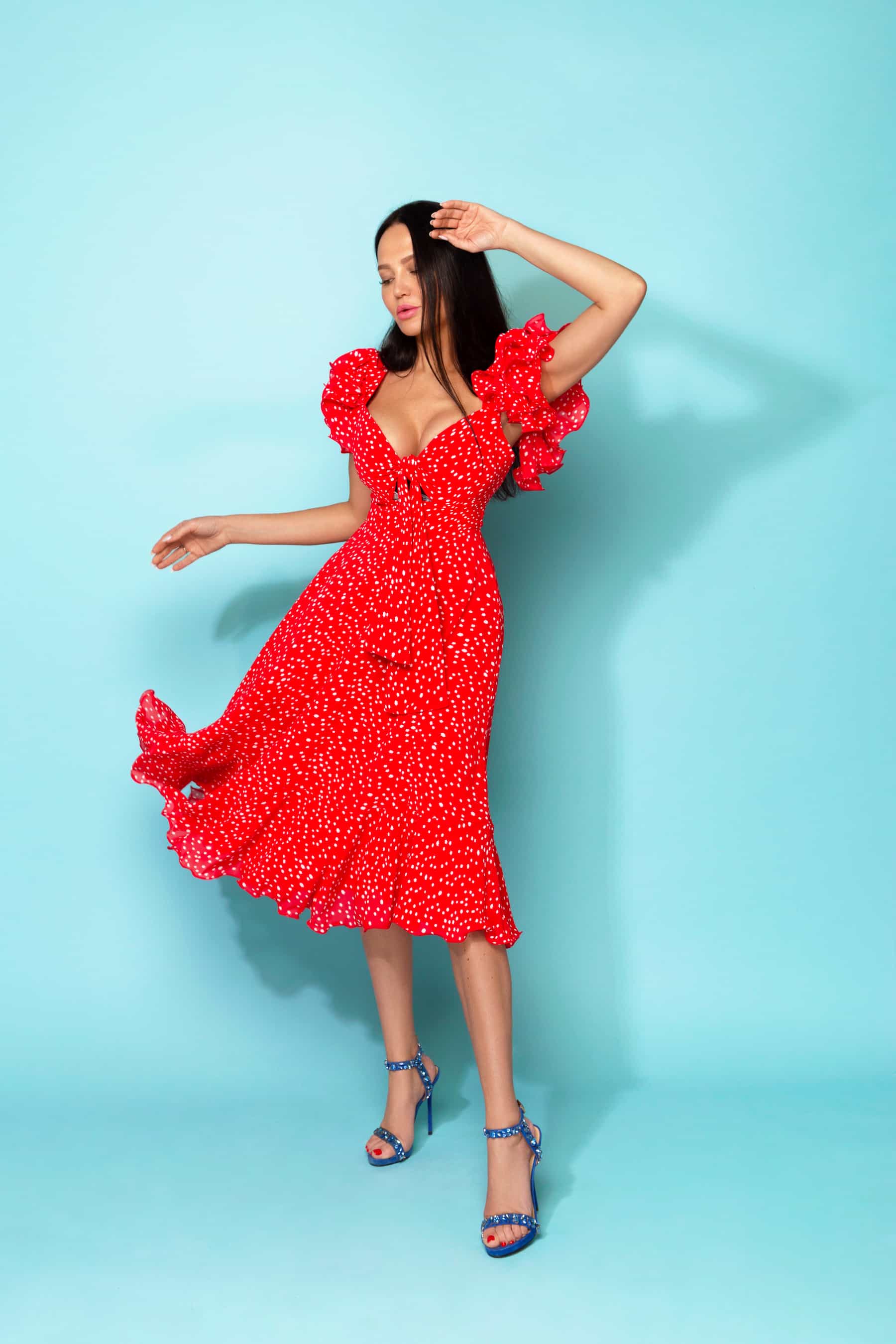 Red dress from chiffon with ruffle sleeves